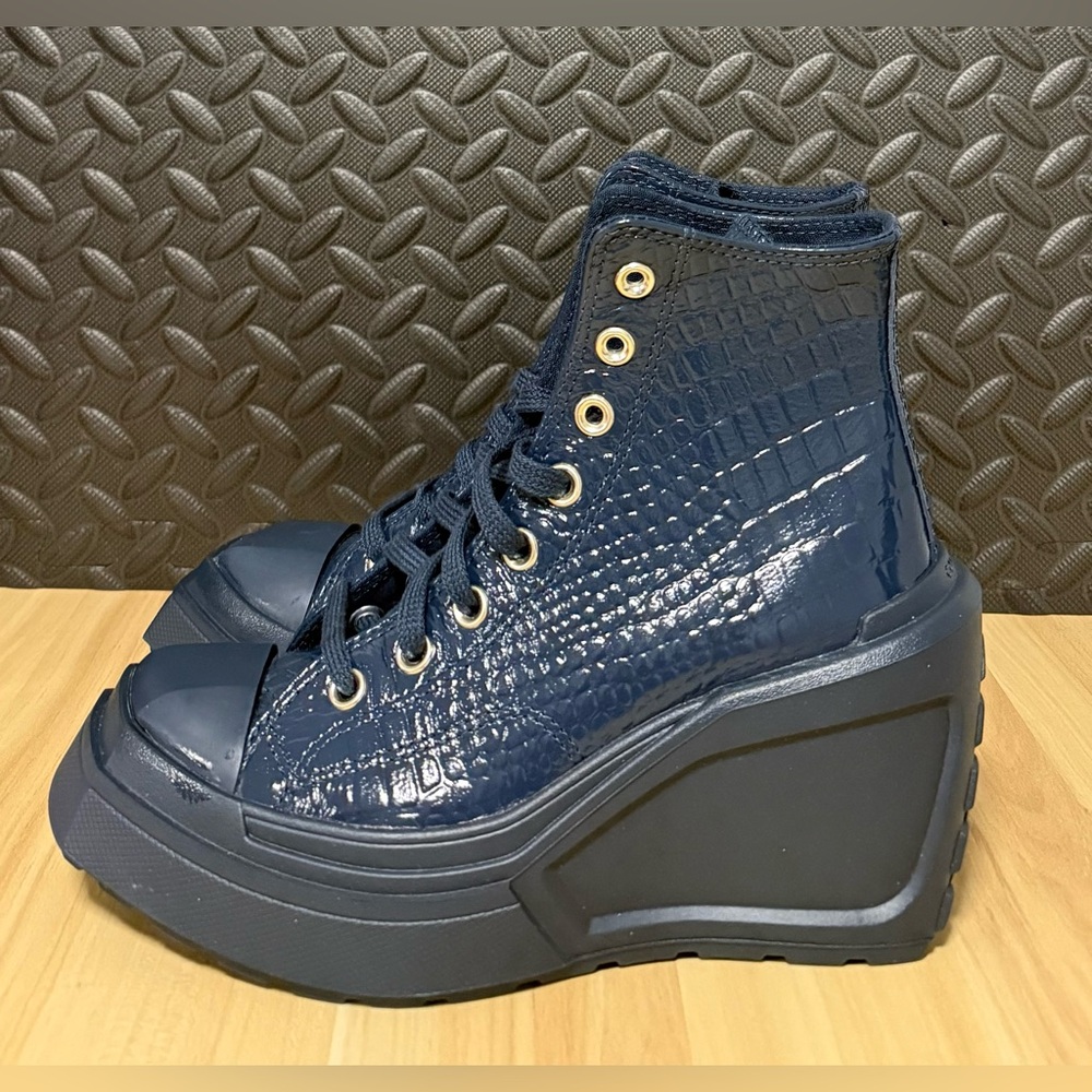 Converse Chuck 70 De Luxe Wedge Platform High Leather‎ A10037C Womens Size 6.5 - Picture 3 of 6